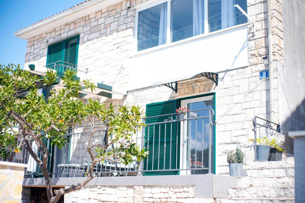 Apartman Nono Splitska Exterior photo
