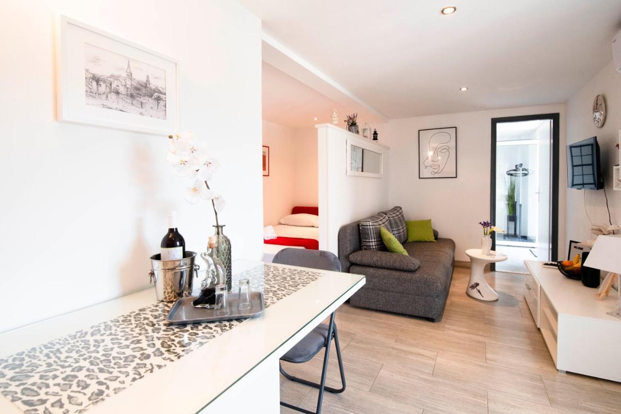 Apartman Nono Splitska Exterior photo