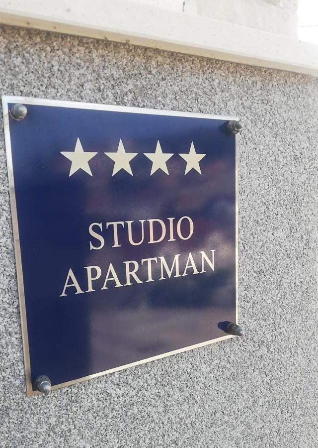 Apartman Nono Splitska Exterior photo