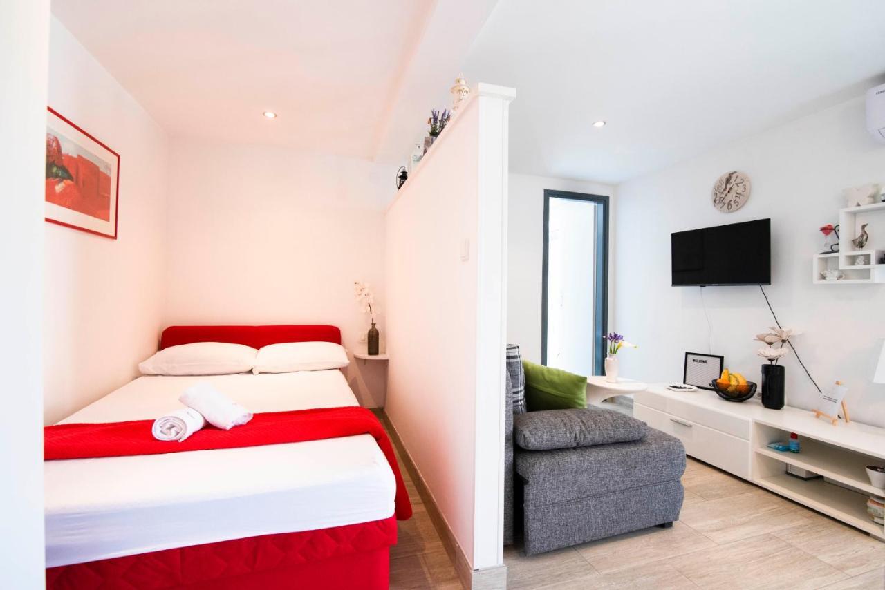 Apartman Nono Splitska Exterior photo