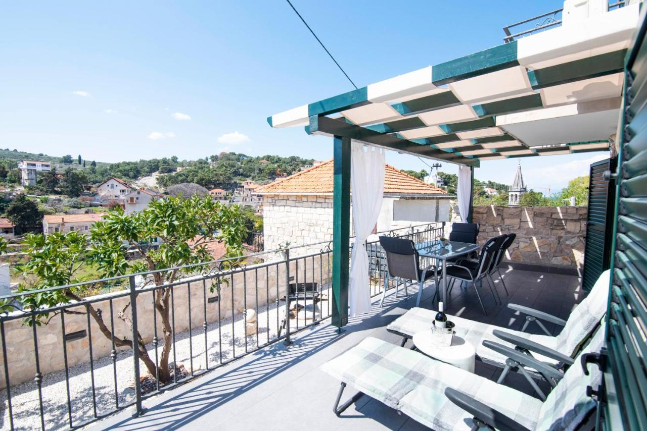 Apartman Nono Splitska Exterior photo